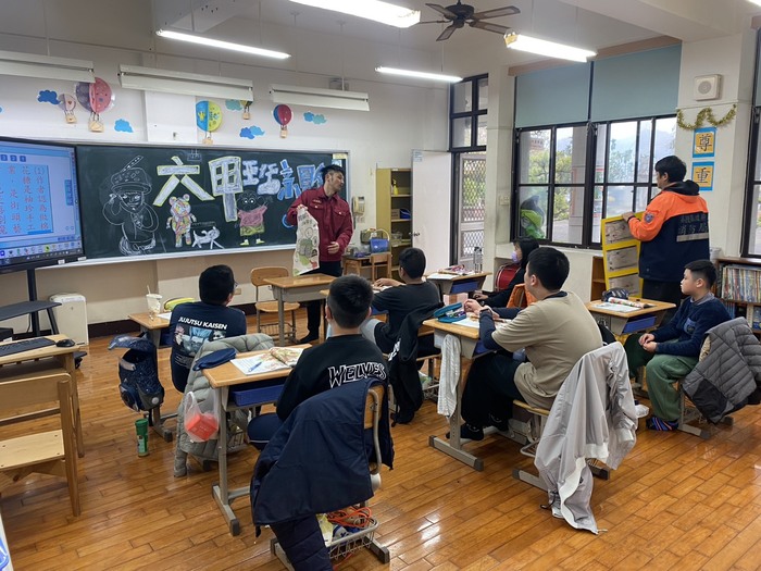 結合雙冬消防隊進行清明期間防火宣導工作圖片